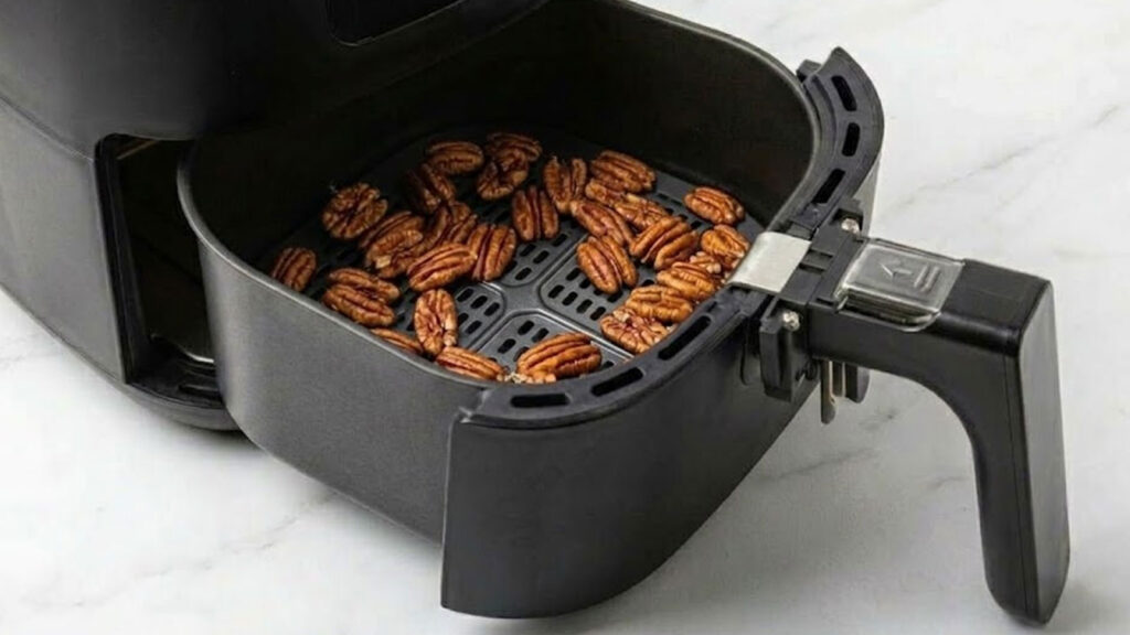 Geroosterde pecannoten uit de airfryer