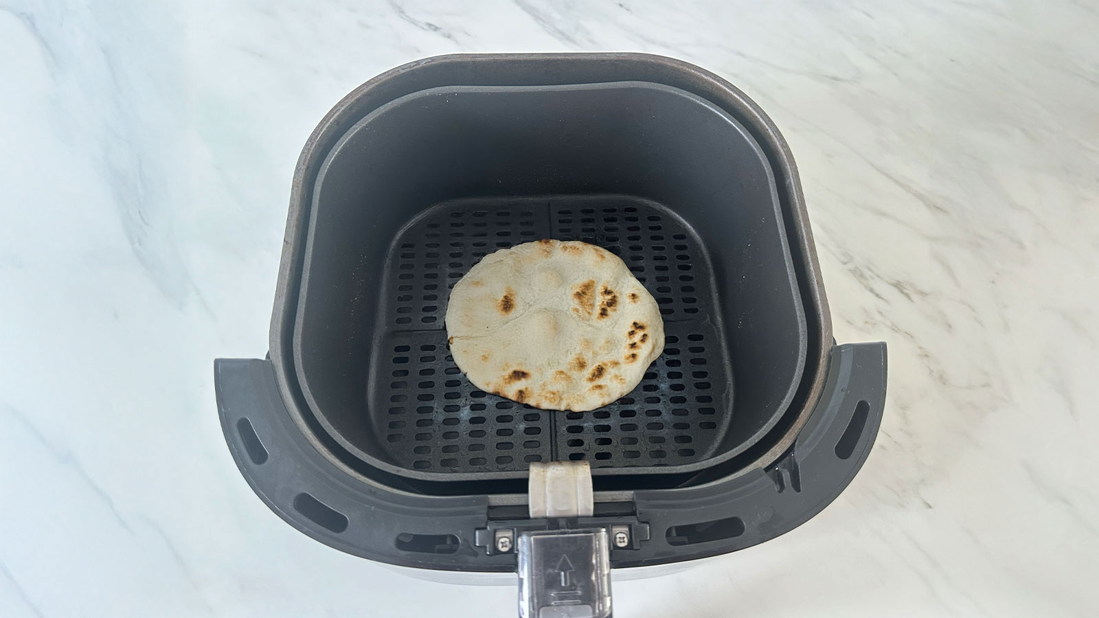 Flatbread opwarmen airfryer